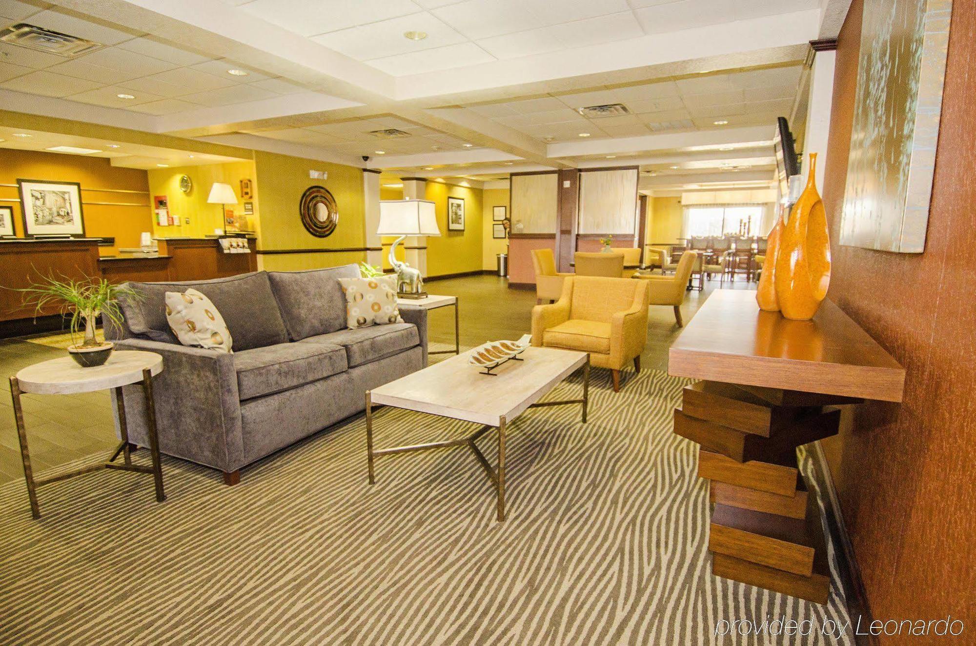 Hampton Inn Edmond Kültér fotó
