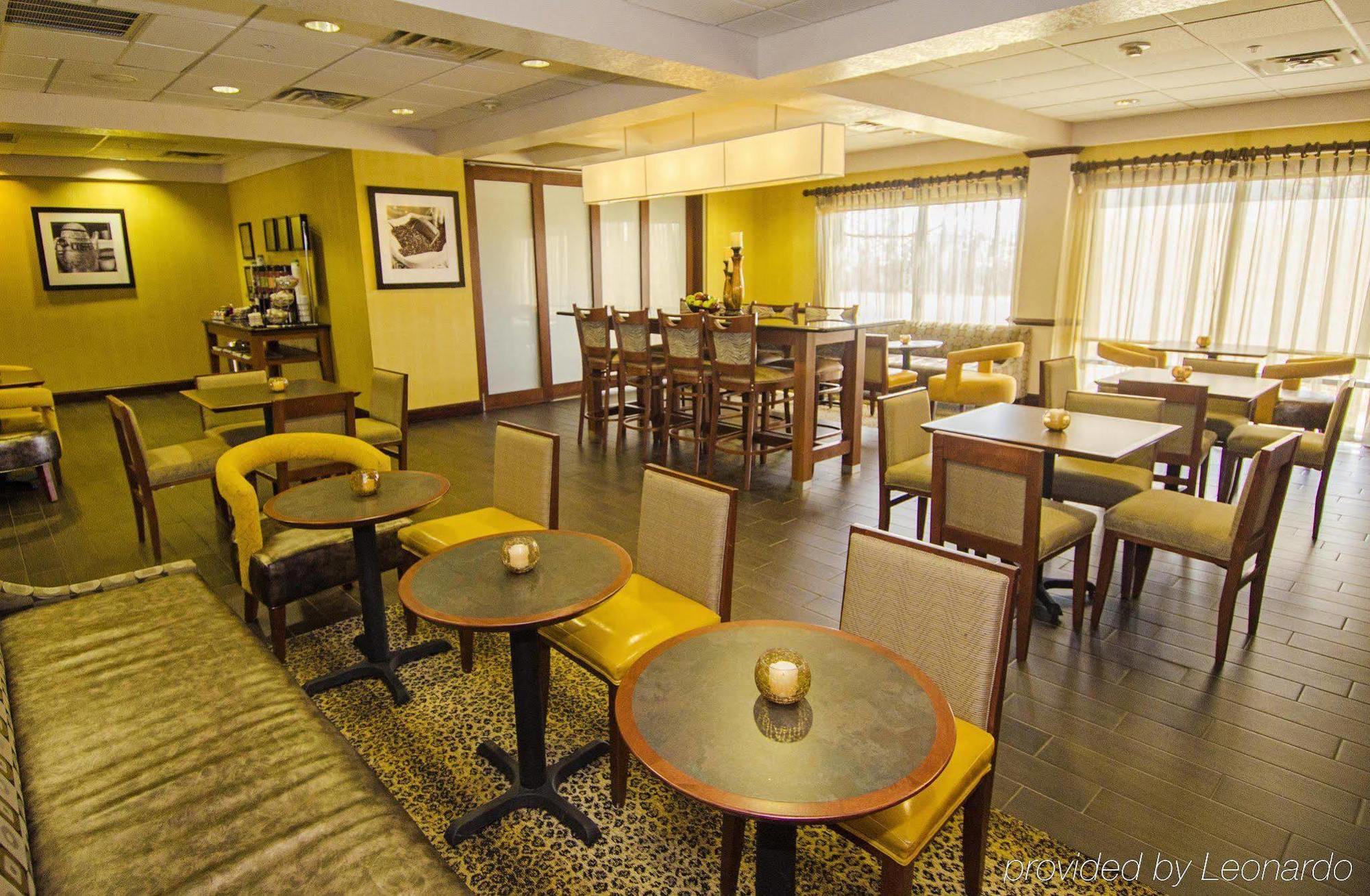 Hampton Inn Edmond Kültér fotó